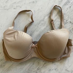 Victoria's Secret Body by Victoria 34DD